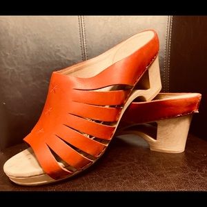 DANSKO | Tilly Clog Sandal in Crimson Red Size 42